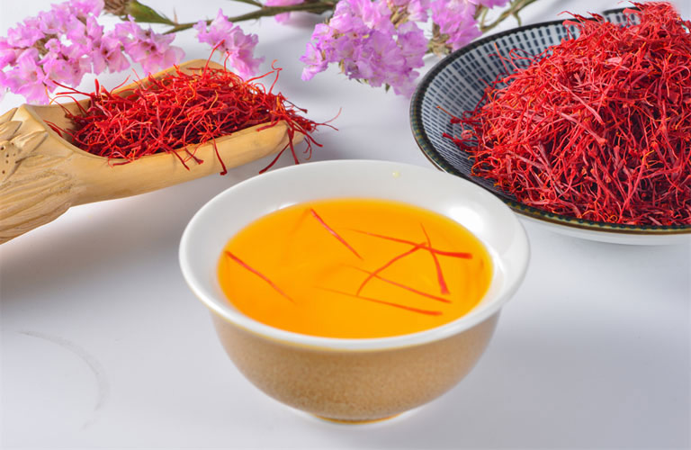 Dùng nhụy hoa nghệ tây chữa thiện mất ngủ rất tốt