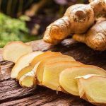 Gừng có tác dụng giảm đau, kháng viêm, chống dị ứng nên thường được sử dụng để điều trị mề đay