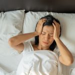 Rối loạn giấc ngủ là tình trạng khó ngủ, ngủ không sâu giấc dẫn đến mệt mỏi