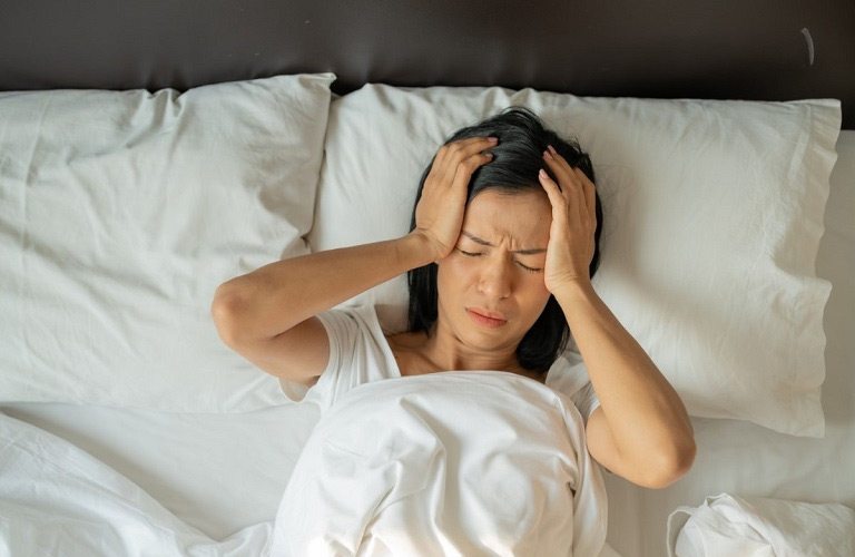 Rối loạn giấc ngủ là tình trạng khó ngủ, ngủ không sâu giấc dẫn đến mệt mỏi