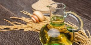 Tác dụng của cám gạo với viêm nang lông
